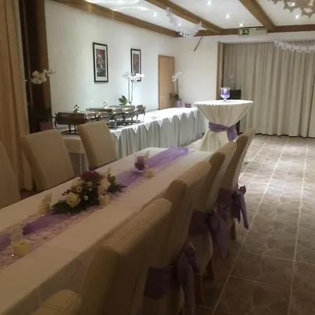 Hoefener Wirtshaus Szálloda