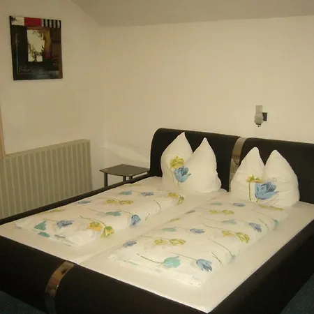 Hoefener Wirtshaus Szálloda 3*