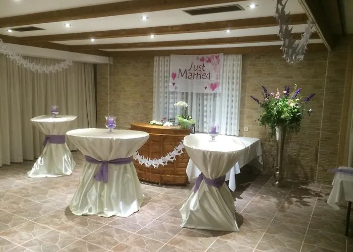 Hoefener Wirtshaus Hotel