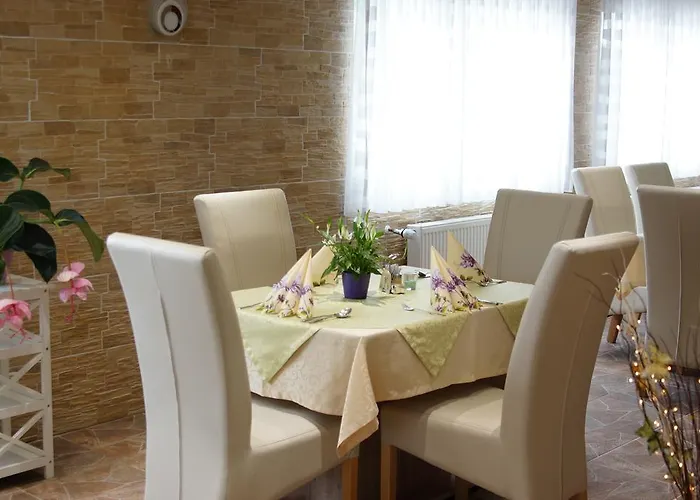 Hoefener Wirtshaus Hotel 3*